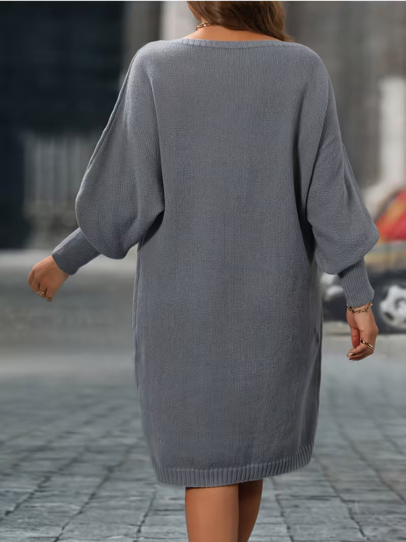 Elunara – Winterliches Strickkleid mit geometrischem Rautenmuster