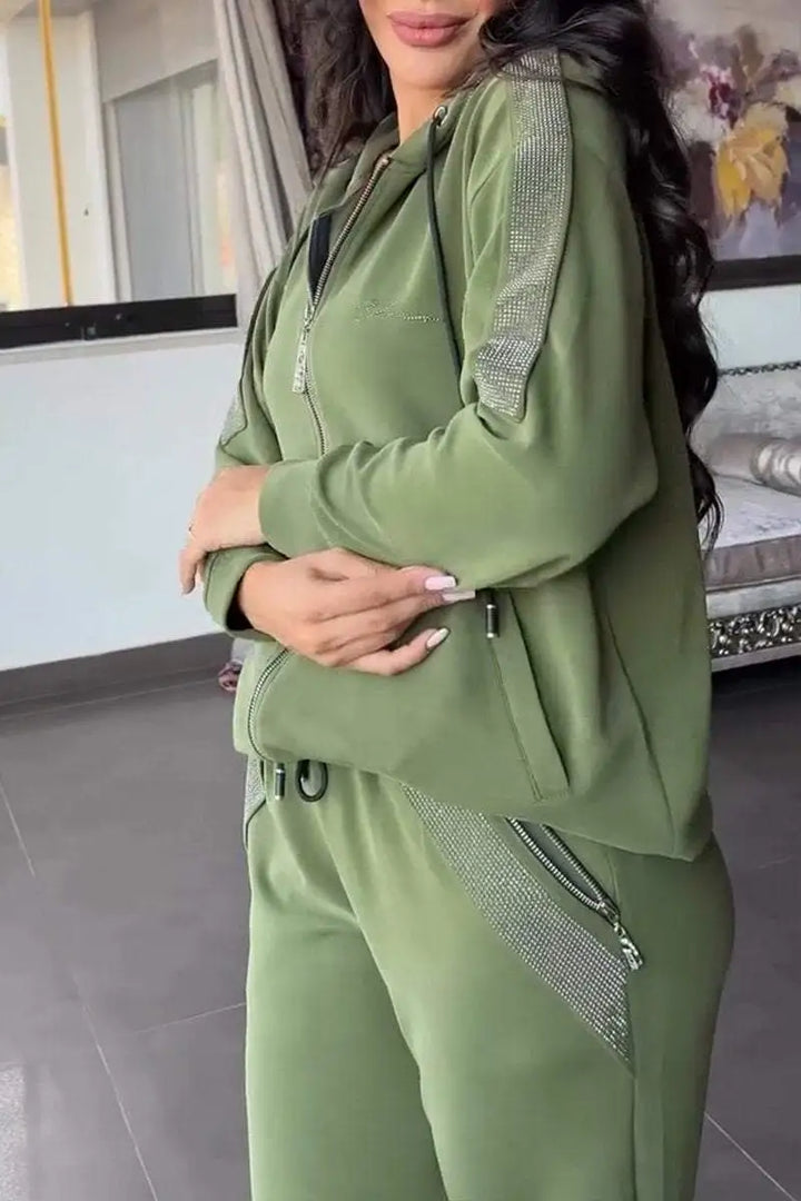 Theresa – Zweiteiliges Set mit Kapuze und Reißverschluss