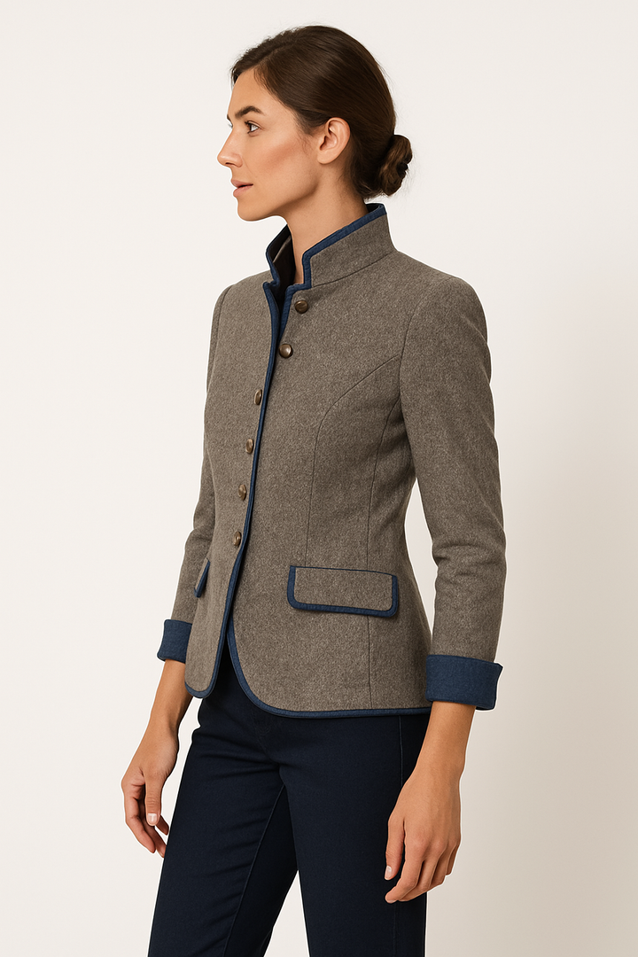 Élanique – Blazer mit Stehkragen und moderner Silhouette