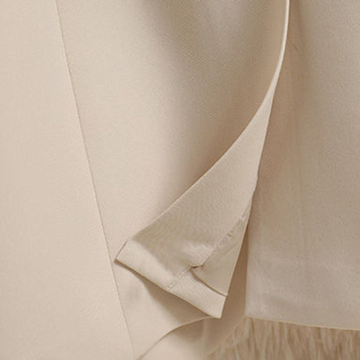 Liorenne – Taillierter Damenblazer mit Gürtel