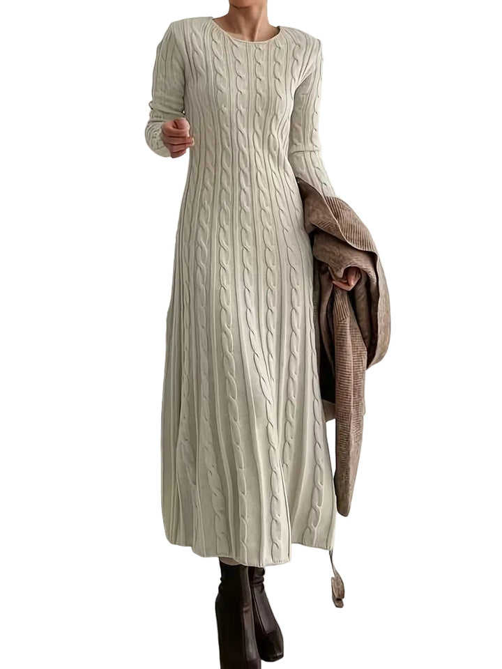 Elmira – Zeitloses Maxikleid mit klarer Silhouette