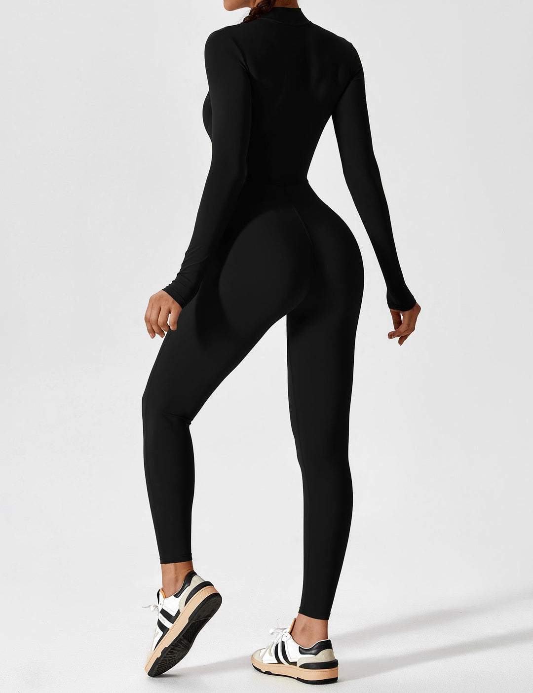Arelisse – Sportlich-eleganter One-Piece Suit