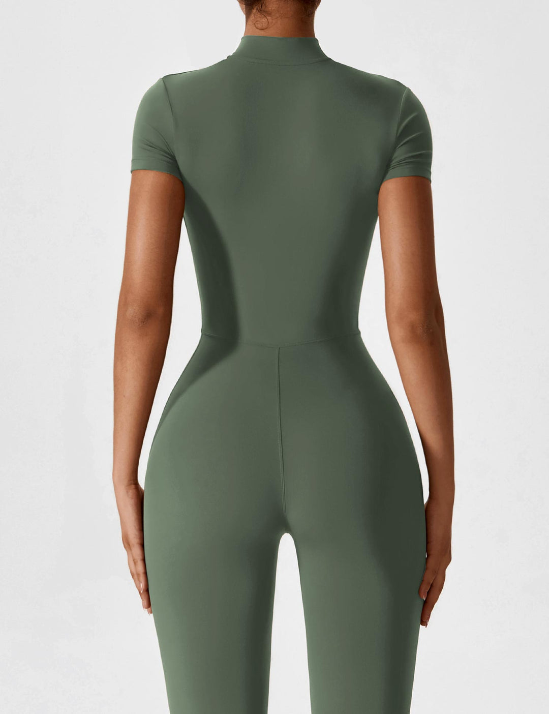 Arelisse – Sportlich-eleganter One-Piece Suit